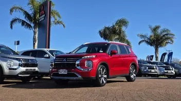 Mitsubishi Outlander 2025 photo 2