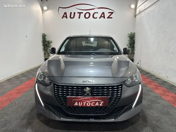 Peugeot 208 2022 photo 4