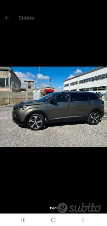 Peugeot 5008