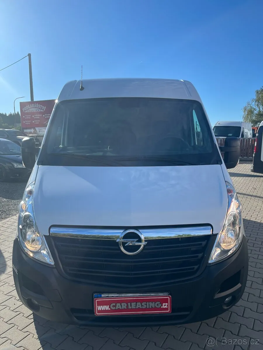 Opel Movano 2019 photo 2