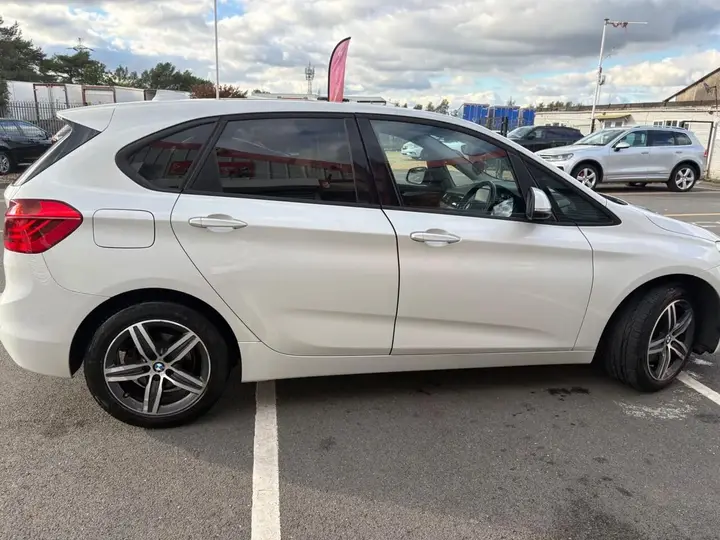 BMW 2 Series Active Tourer 2016 photo 4