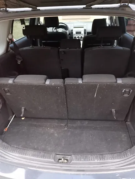 Mazda 5 2005 photo 4