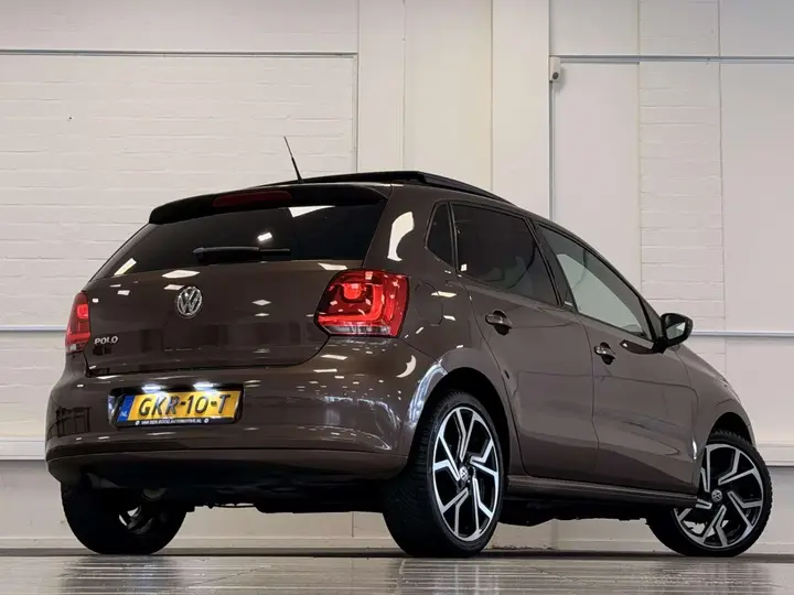 Volkswagen Polo 2011 photo 4