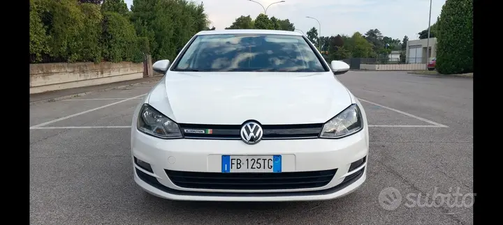 Volkswagen Golf 2015 photo 2