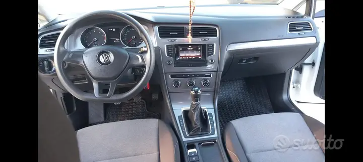 Volkswagen Golf 2015 photo 5