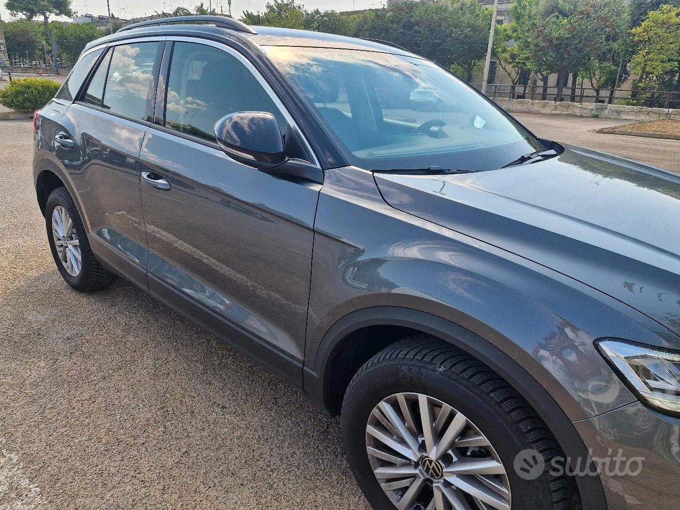 Volkswagen T-Roc 2023 photo 5