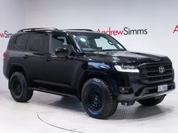 Toyota Land Cruiser 2022 photo 2
