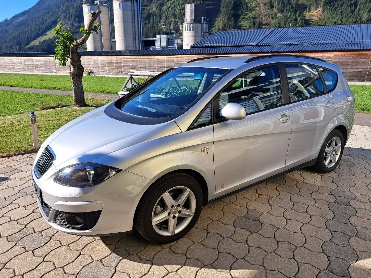 Seat Altea Xl 2013 photo 2