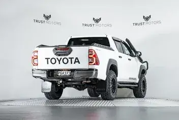 Toyota Hilux 2022 photo 4