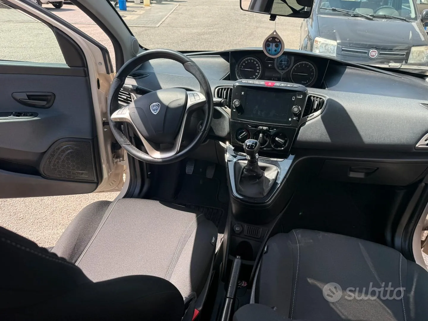 Lancia Ypsilon 2022 photo 3