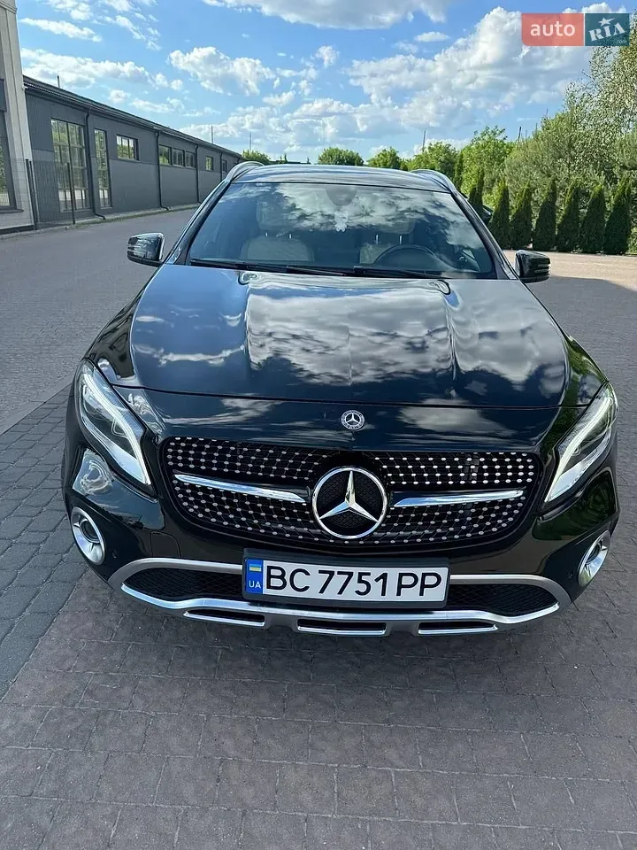 Mercedes-Benz Gla Class 2019 photo 3