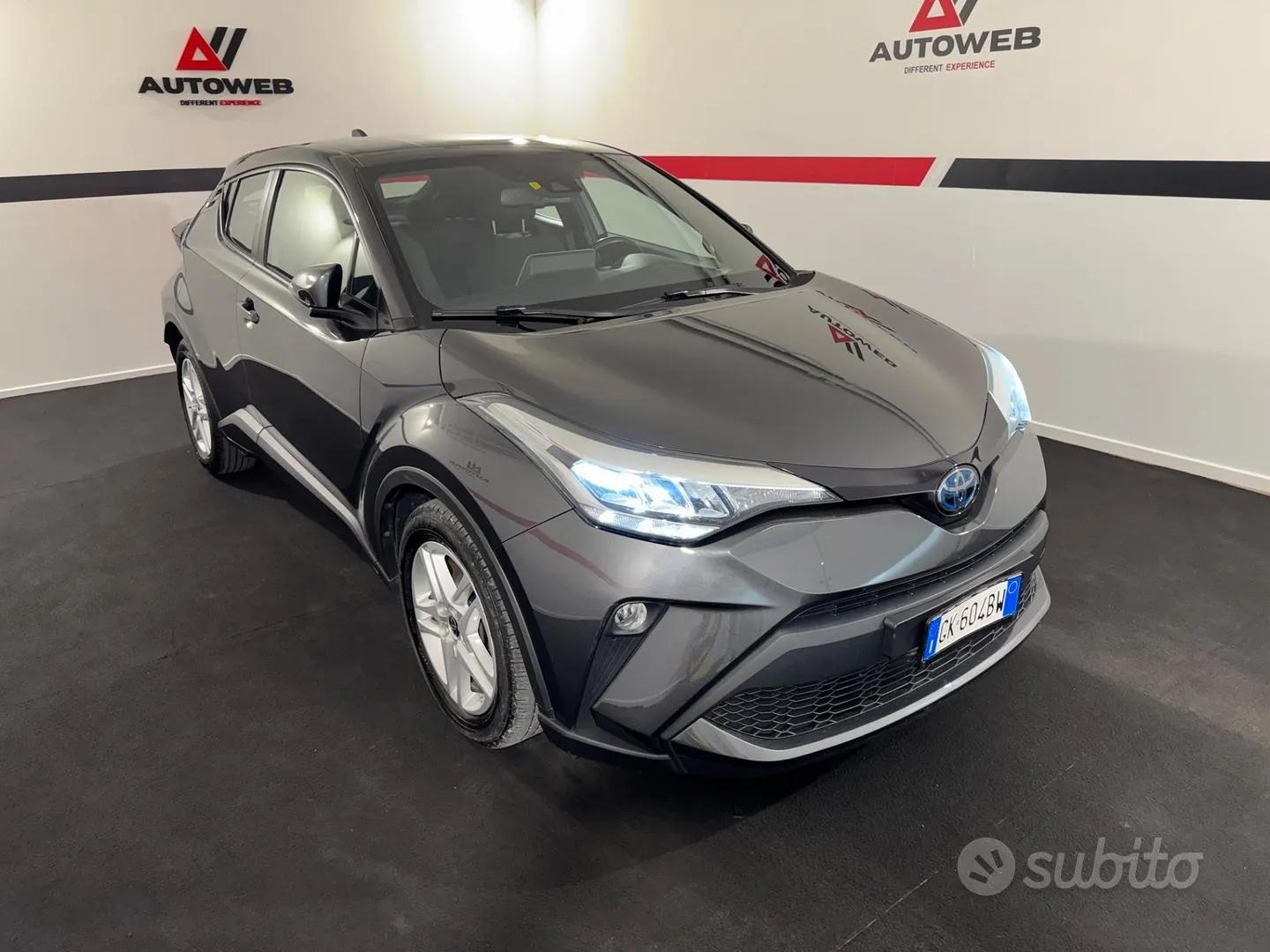 Toyota C-Hr 2022 photo 3