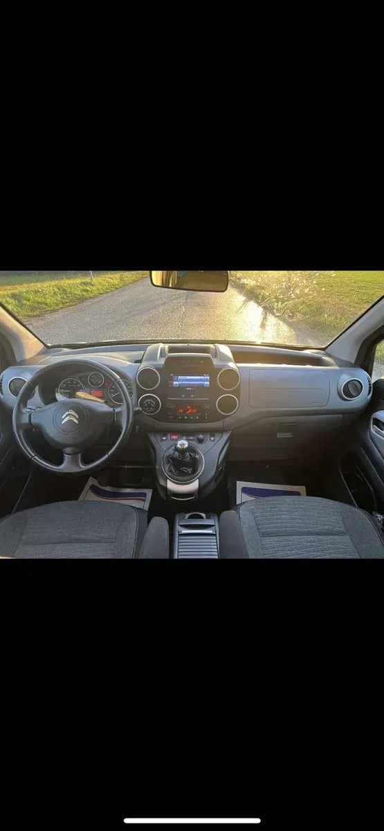Citroen Berlingo 2018 photo 2
