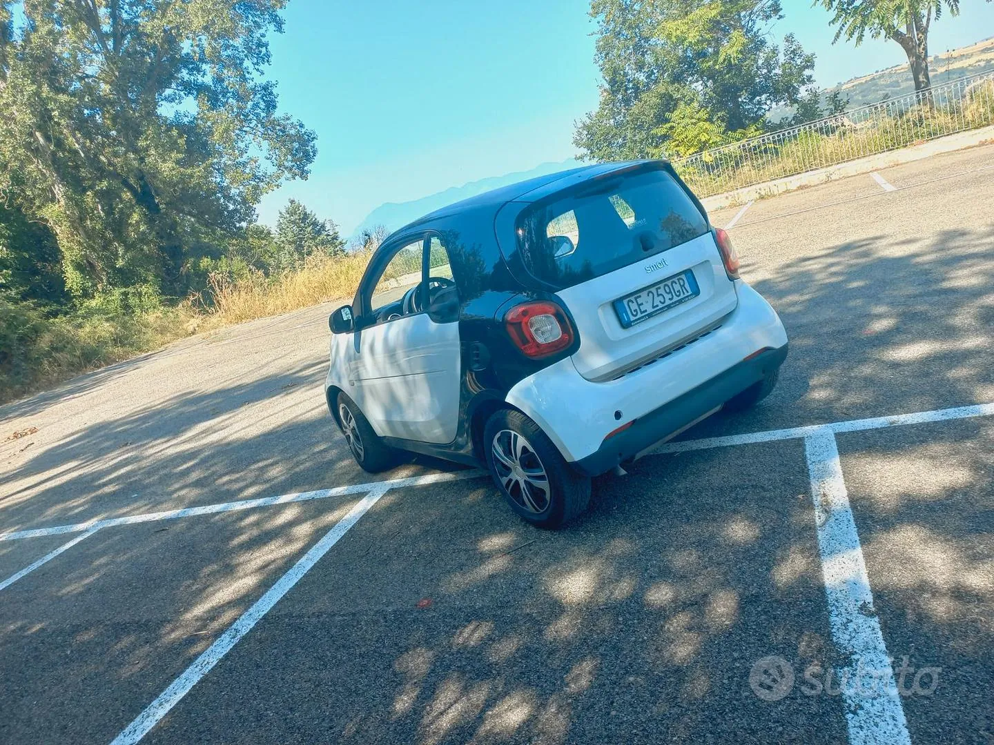 Smart Fortwo 2021 photo 2