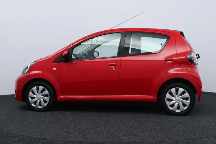 Toyota Aygo 2014 photo 5