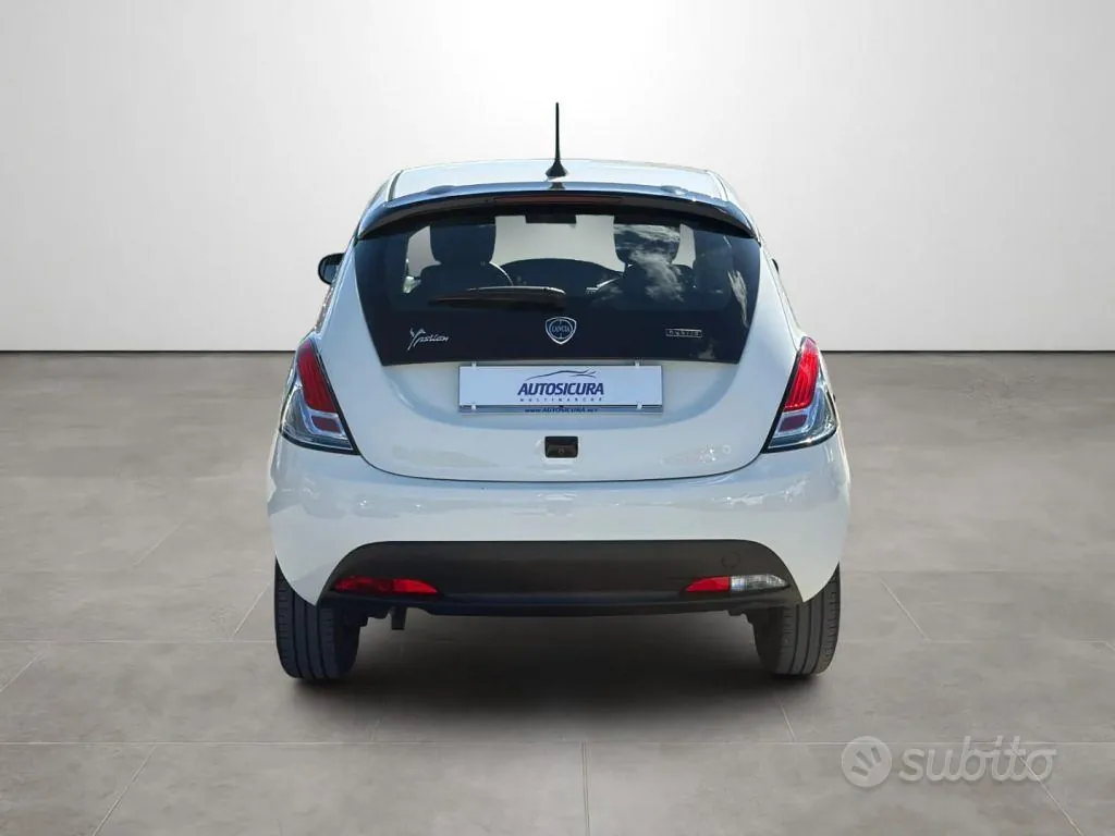 Lancia Ypsilon 2023 photo 5