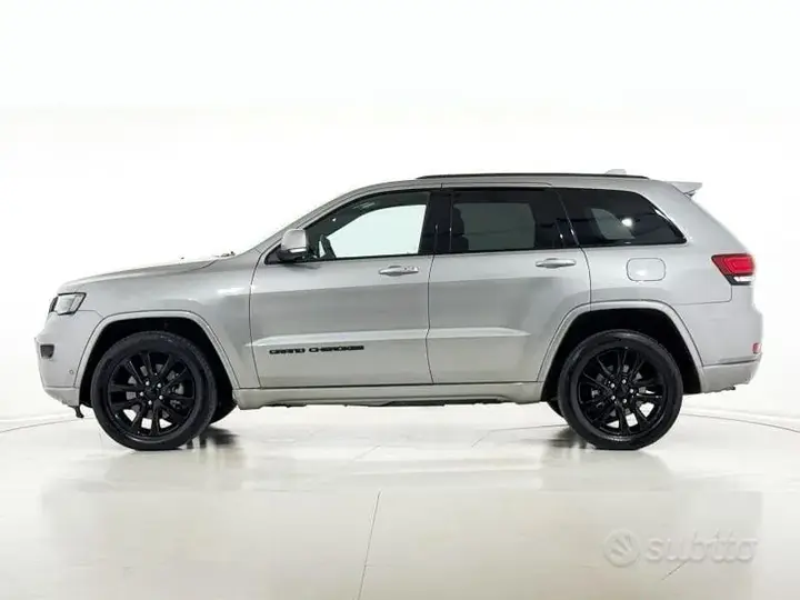 Jeep Grand Cherokee 2018 photo 2