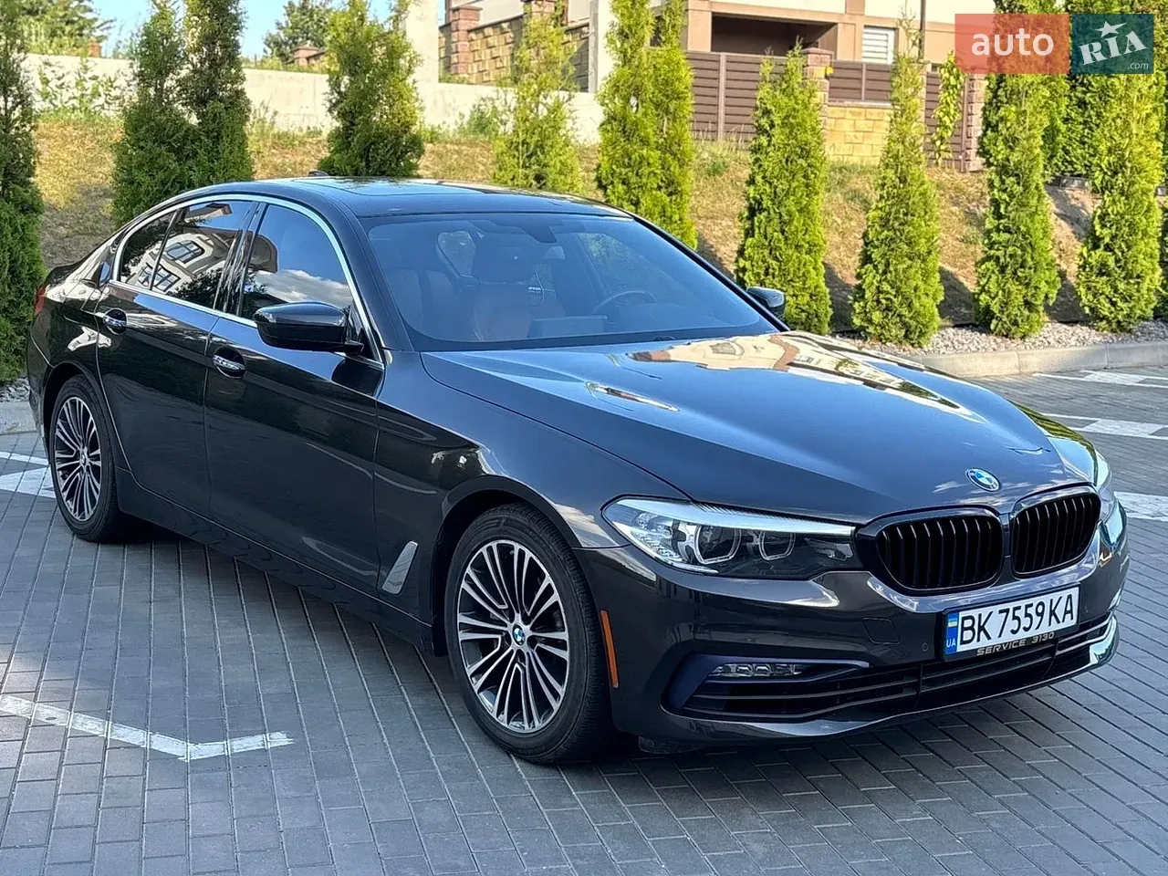 BMW 5 Series 2017 photo 5