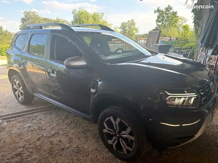 Dacia Duster 2022 photo 2
