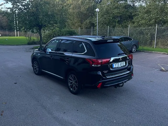 Mitsubishi Outlander 2018 photo 3