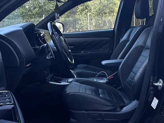Mitsubishi Outlander 2018 photo 5