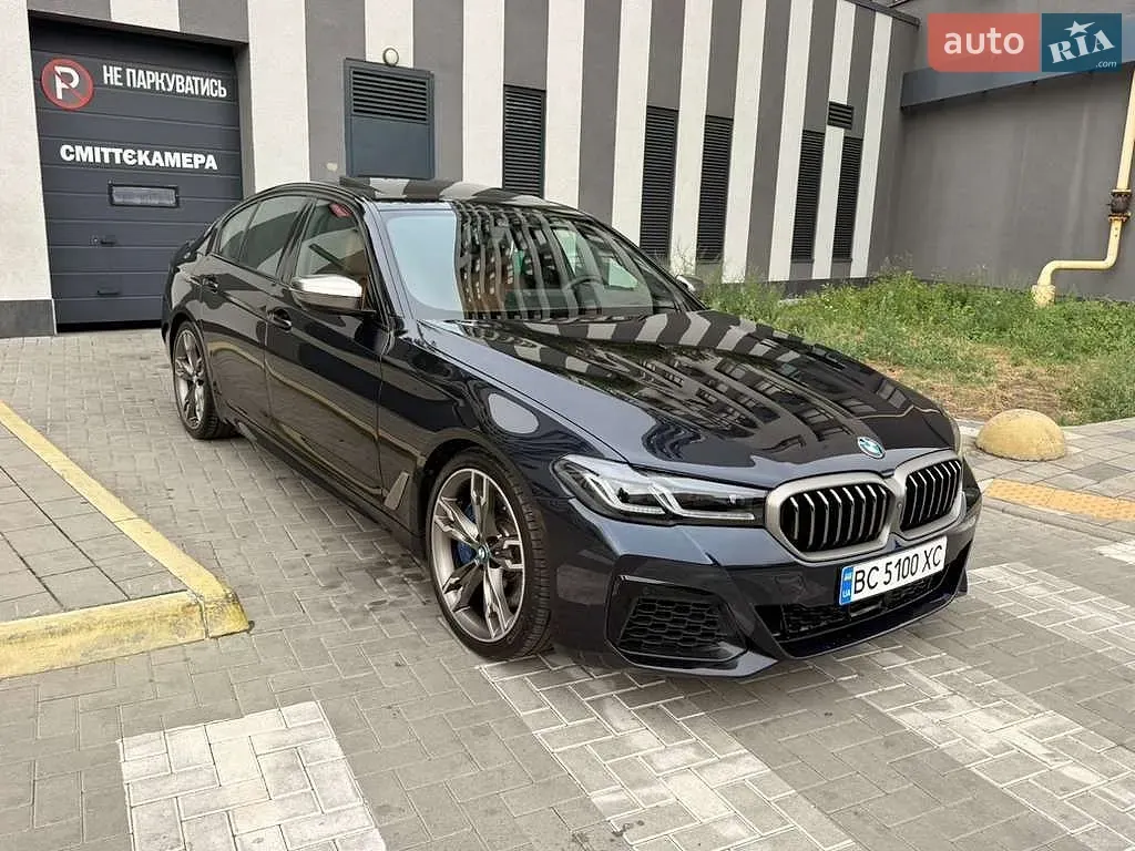 BMW 5 Series 2019 photo 4