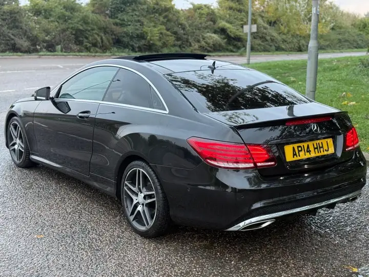Mercedes-Benz E-Class 2014 photo 4