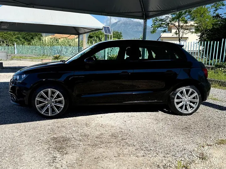 Audi A1 2014 photo 5