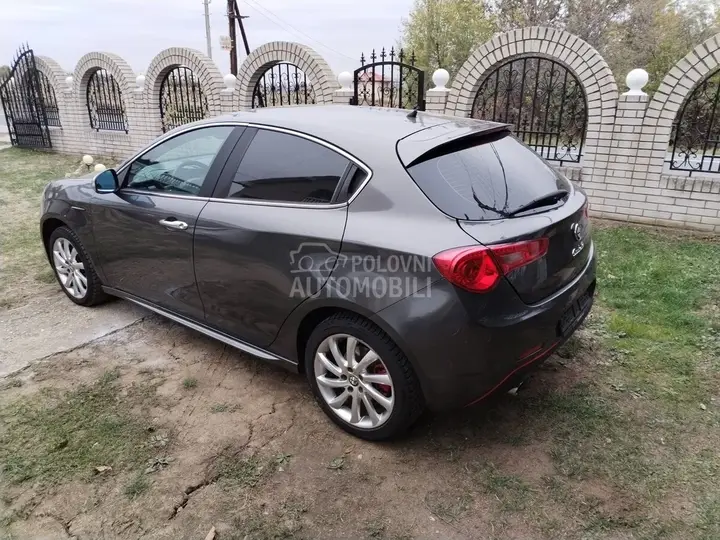 Alfa Romeo Giulietta