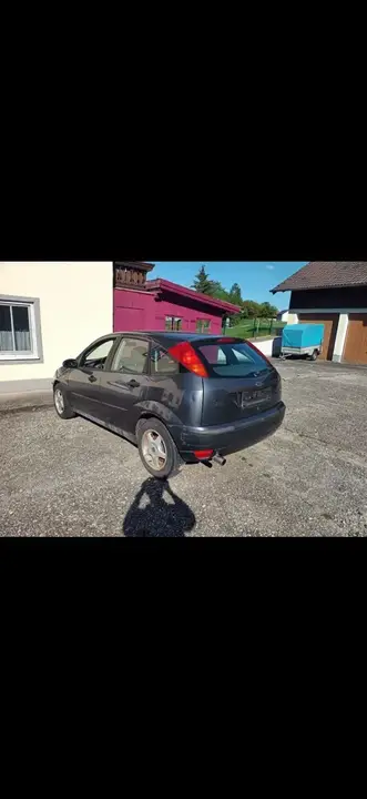 Ford Focus 2003 photo 2
