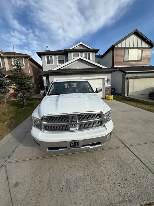 Ram 1500 Laramie 2012 photo 2