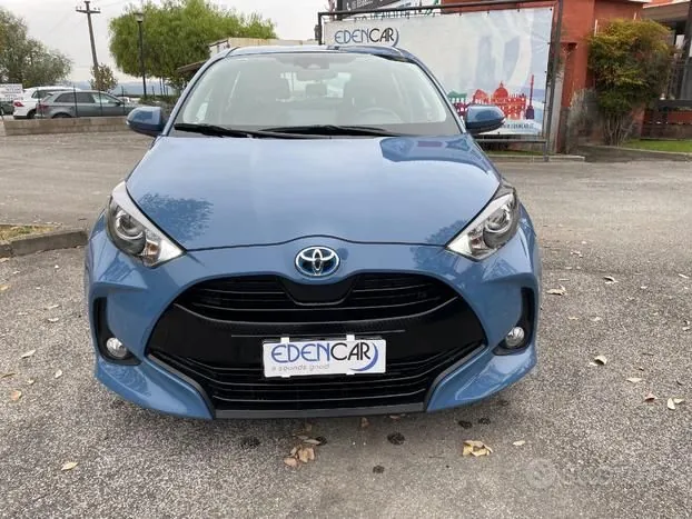 Toyota Yaris 2021 photo 2