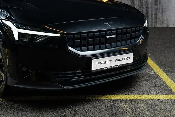 Polestar 2 2021 photo 2