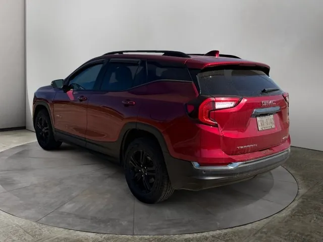 GMC Terrain 2024 photo 3