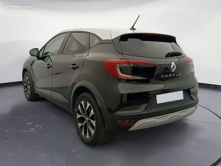 Renault Captur 2023 photo 4