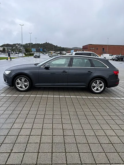 Audi A4 2017 photo 2