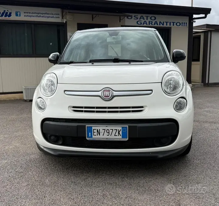 Fiat 500L 2012 photo 2