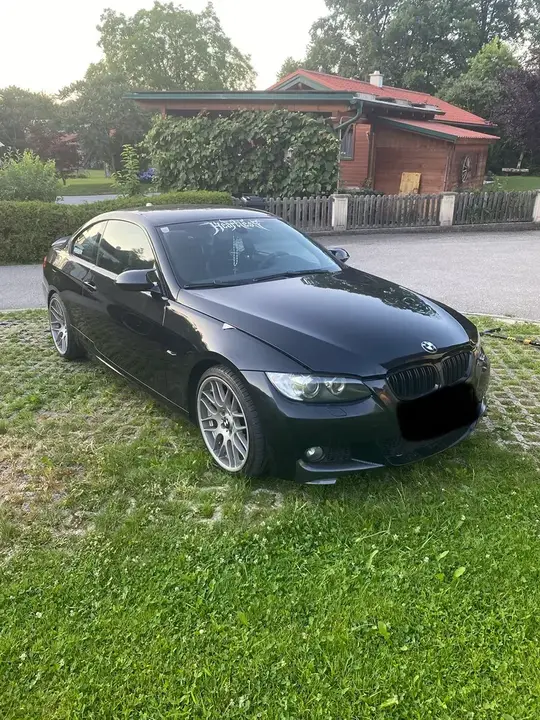 BMW 320I