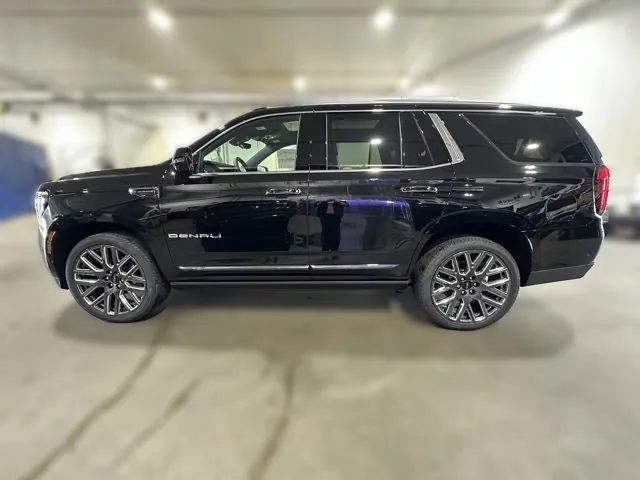 GMC Yukon 2026 photo 2