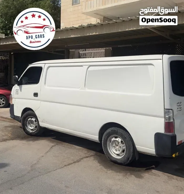 Nissan Urvan 2007 photo 2