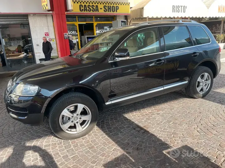 Volkswagen Touareg 2006 photo 2
