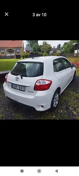 Toyota Auris 2012 photo 3