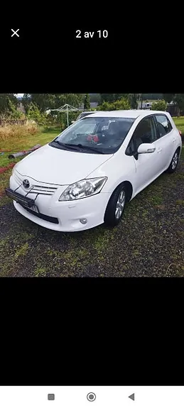 Toyota Auris 2012 photo 2