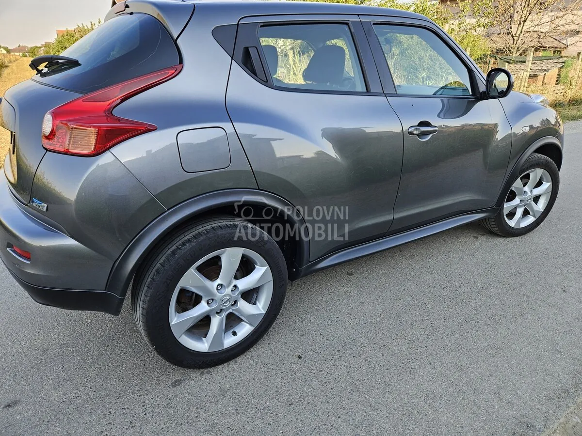 Nissan Juke 2011 photo 4