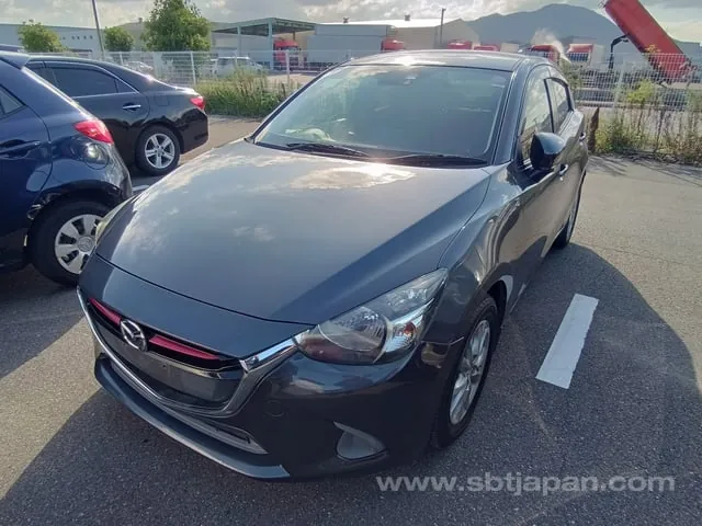 Mazda Demi 2015 photo 2