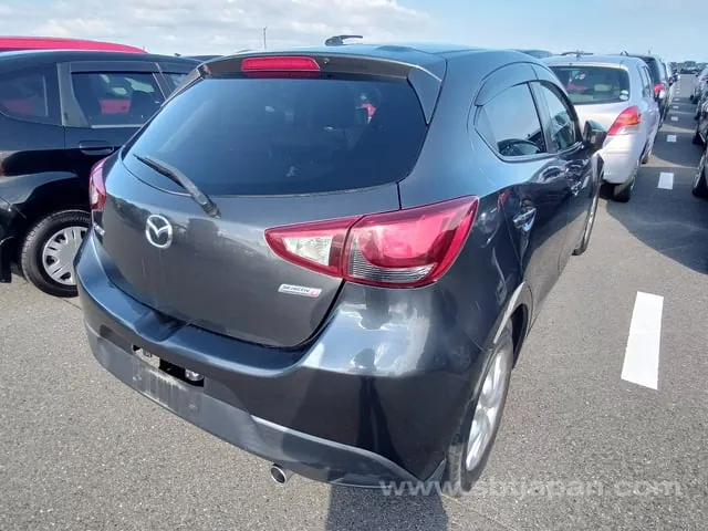 Mazda Demi 2015 photo 4