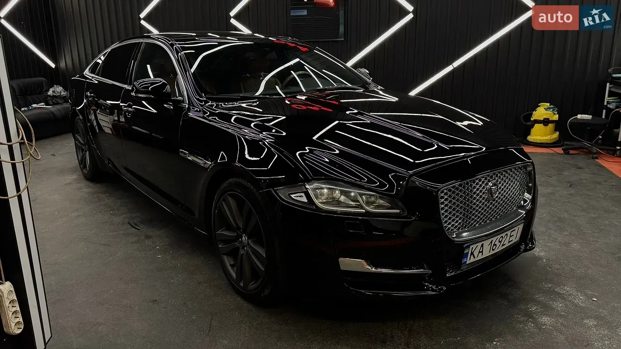 Jaguar Xj 2012 photo 3