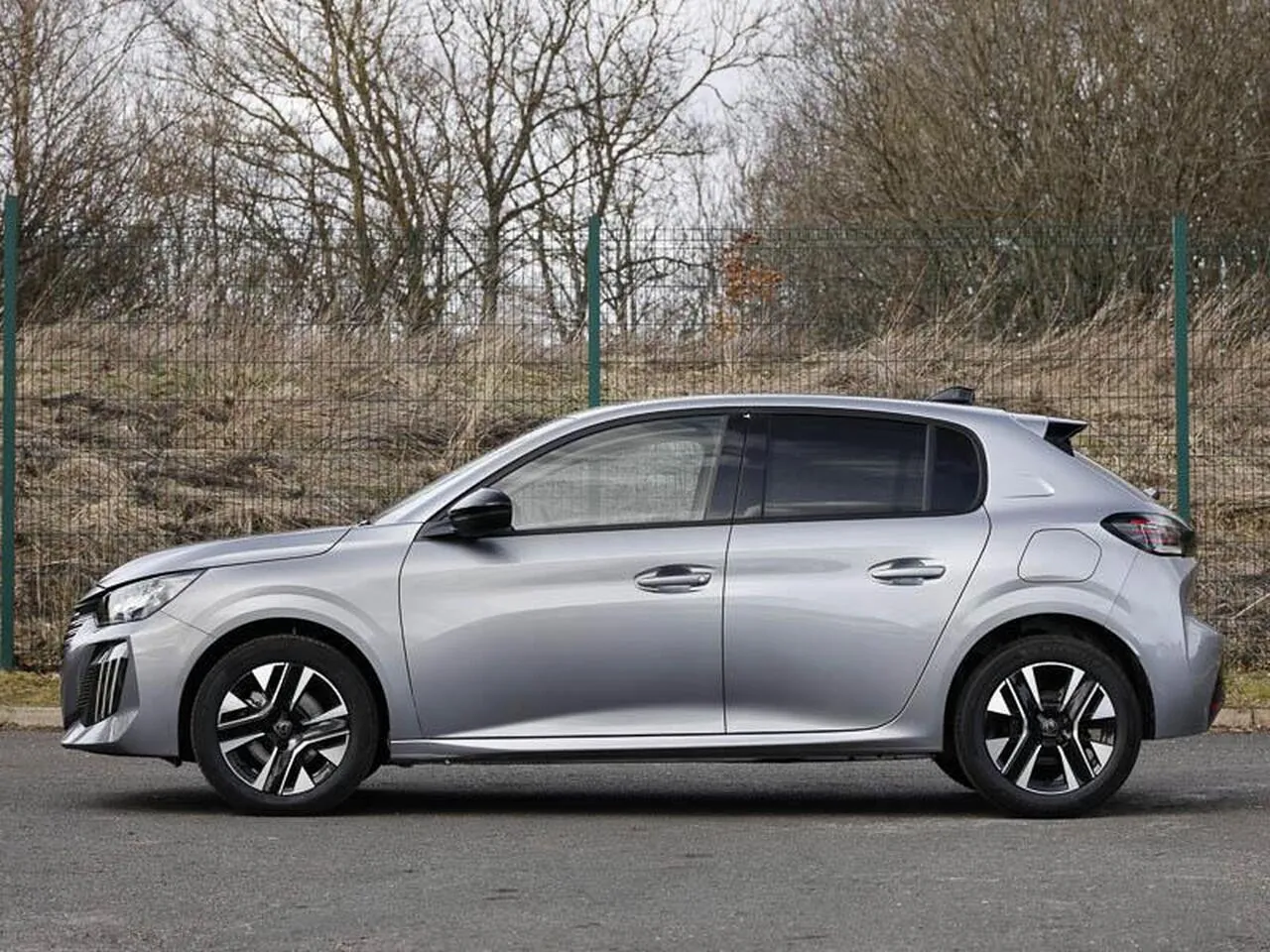 Peugeot 208 2026 photo 4