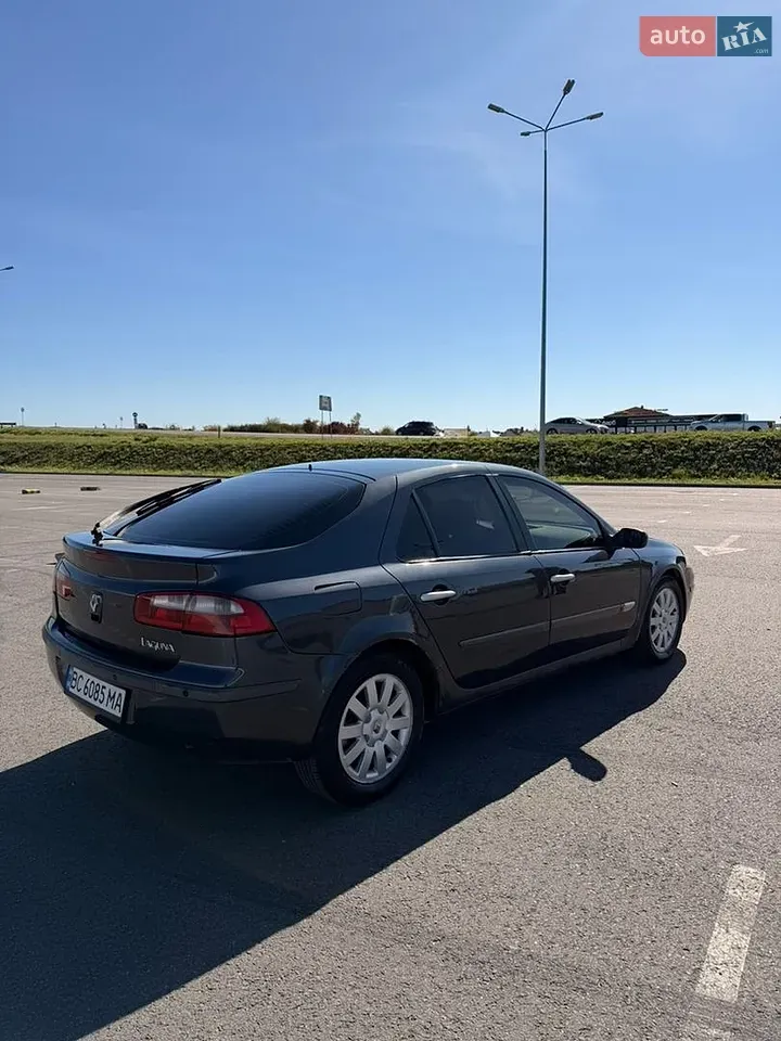 Renault Laguna 2003 photo 3