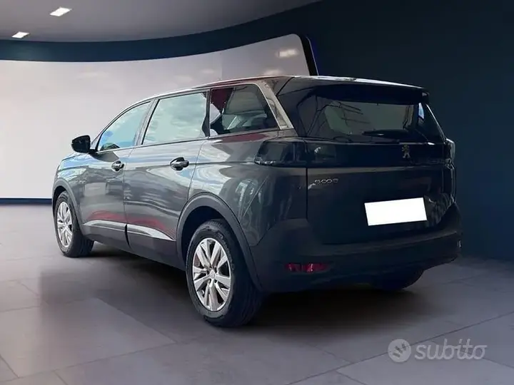 Peugeot 5008 2021 photo 5